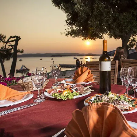 Holiday Tavolara.5 * Biograd na Moru